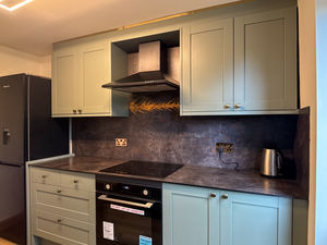 Kitchen- click for photo gallery